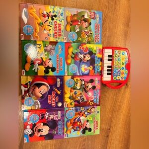 Disney Mickey Mouse Clubhouse My First Music Fun Keyboard and 8-Book set
